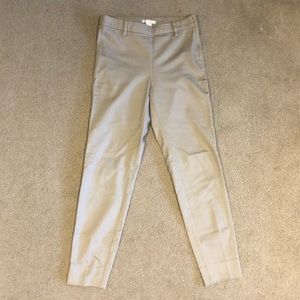 H&M dress pants in beige. Size US 2.